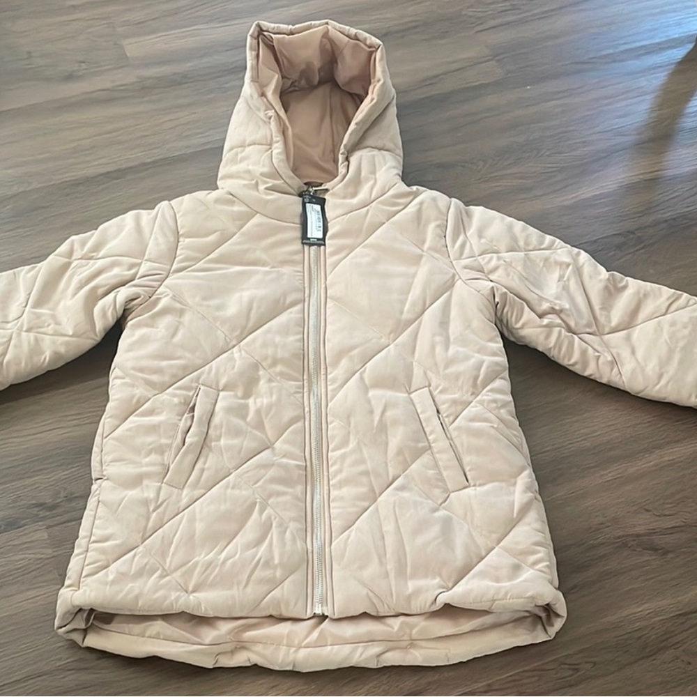 PrettyLittleThing Puffer Jacket USA Size 0 NEW NWT
